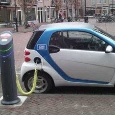Voiture hybride vs voiture électrique vs voiture ordinaire