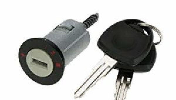 car key stuck in ignition thumbnail