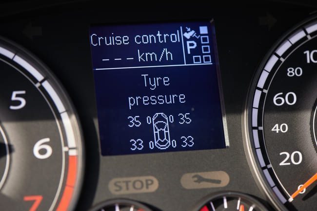 Surveillance directe de la pression des pneus