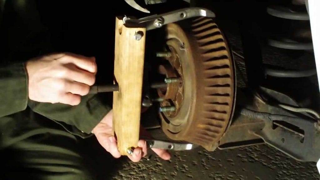 how to repair rusted brake line 1024x576 1