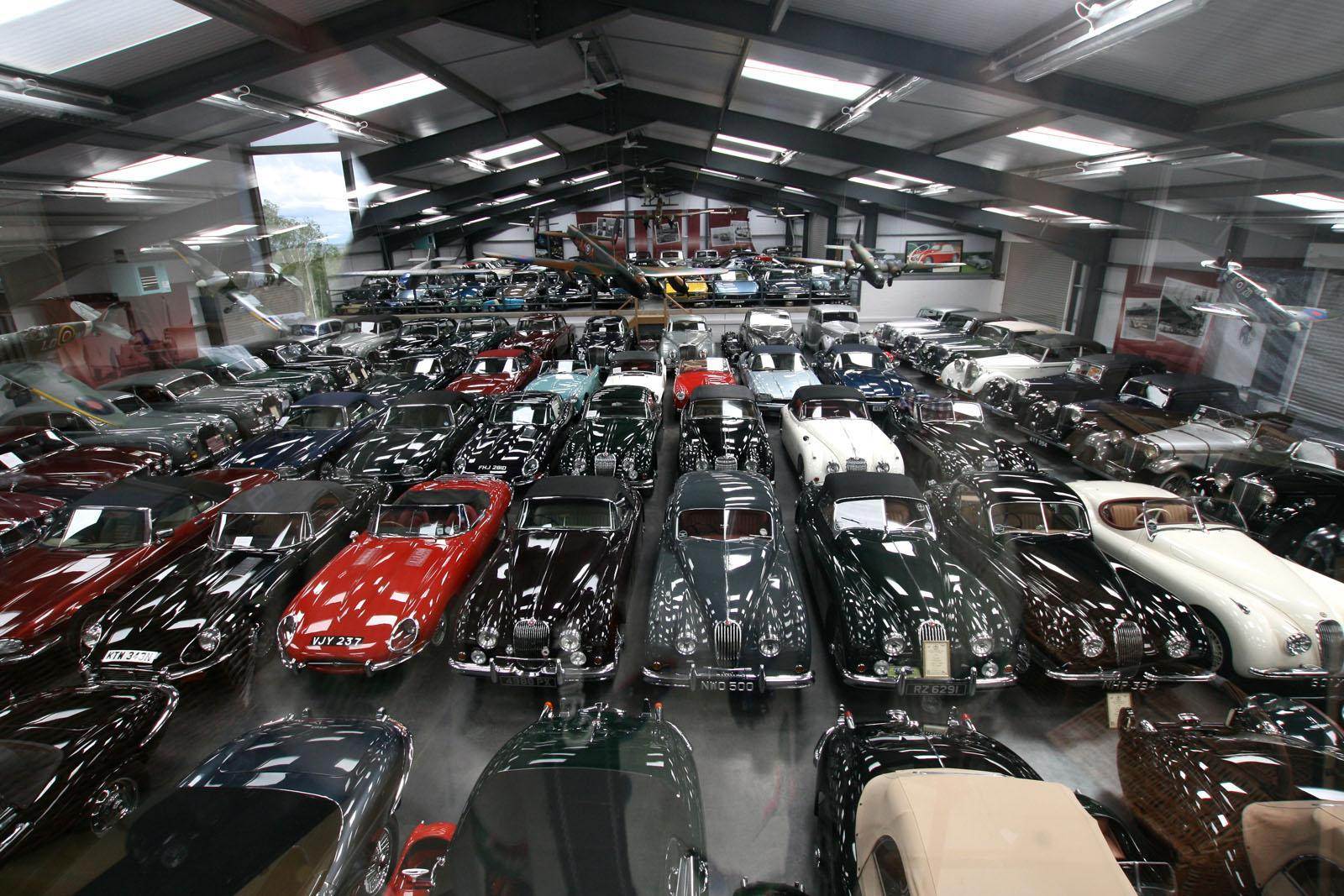 You are currently viewing La plus grande collection de voitures au monde, d’une valeur de 2,3 billions de dollars
