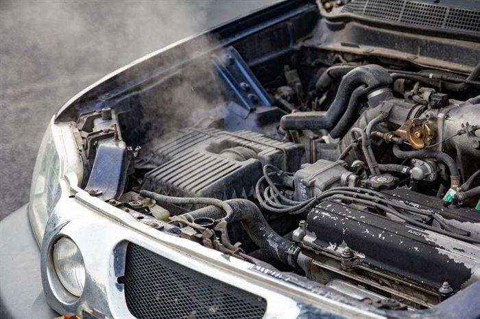 how long can a car overheat before damage