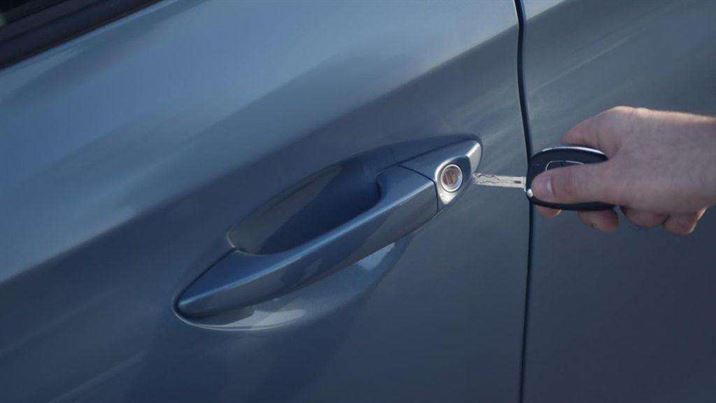 unlock car push button door locks c168806a06f196f5