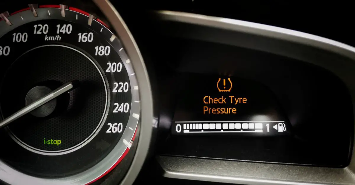 You are currently viewing Voyant de pression des pneus : un avertissement à ne pas ignorer