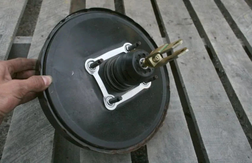 Comment vérifier un servofrein défectueux