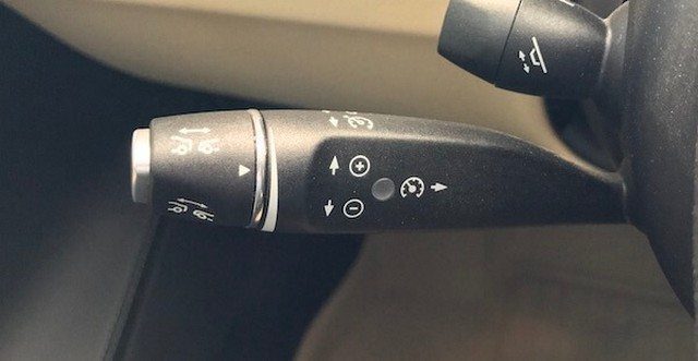 Подрулевой переключатель круиз-контроля