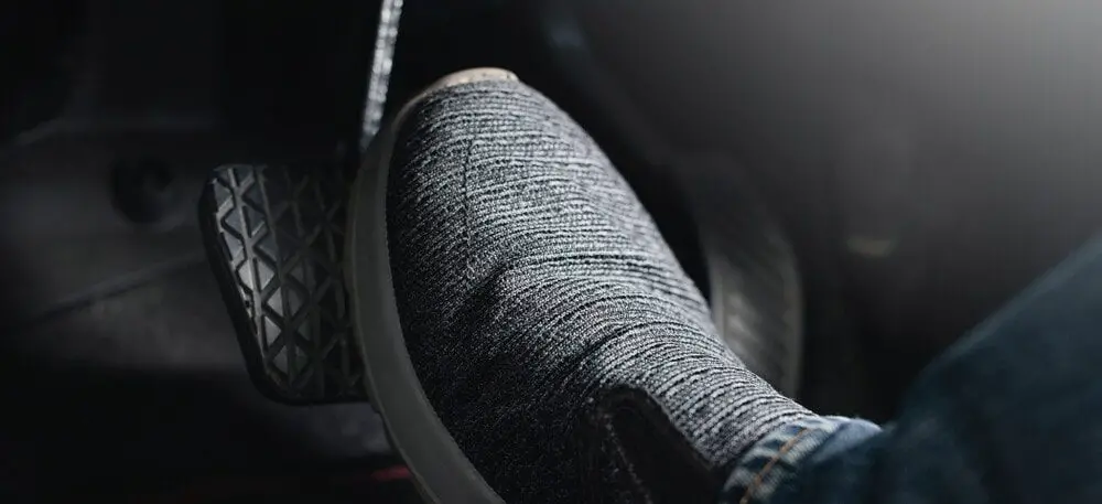 Выключатель педали тормоза