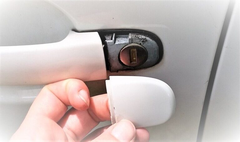 couvercle de la poignée de porte