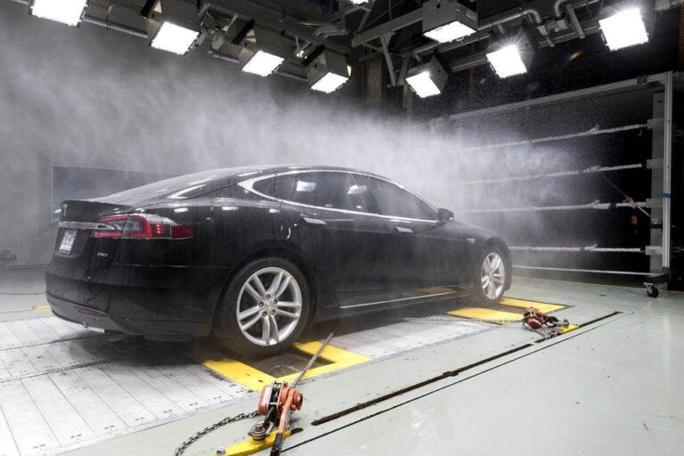 laver une tesla