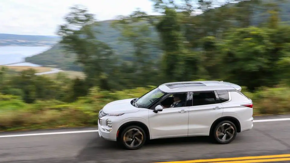 Hyundai Santa Fe híbrido enchufable