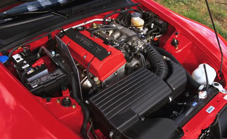 Arrancar un motor de coche