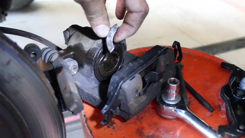 Choosing the right disc brakes and drum brakes