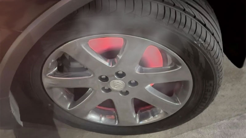 Disco de freno al rojo vivo