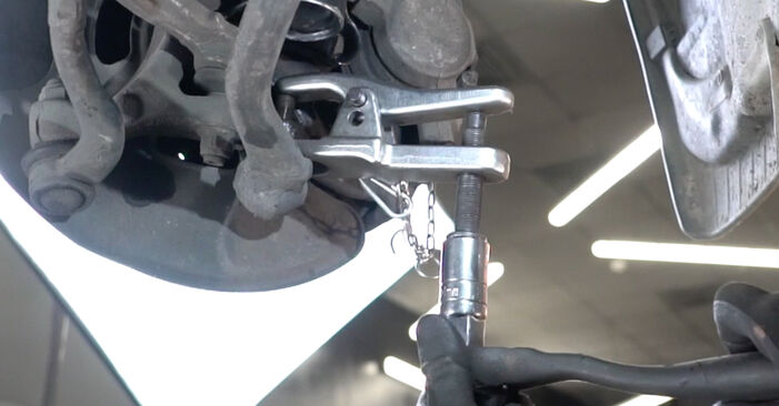 梅赛德斯W203球头分离器使用