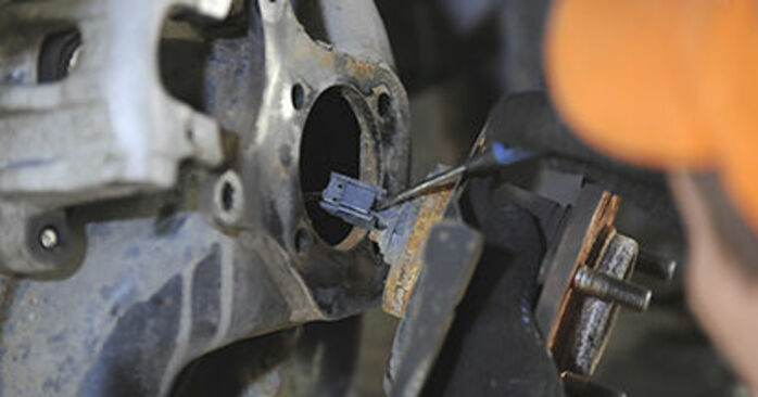 Cambiar rodamiento de rueda Mazda 3 bk 2003 - Manuales PDF y video gratis