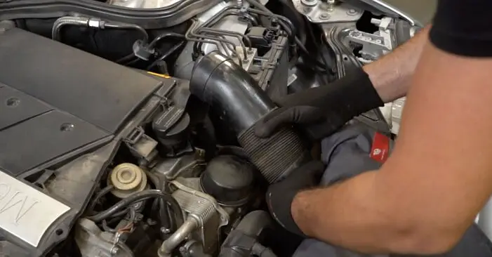 Changing the poly V-belt on MERCEDES-BENZ C-Class Sedan (W203) C 200 CDI 2.2 (203.004) 2003 by yourself