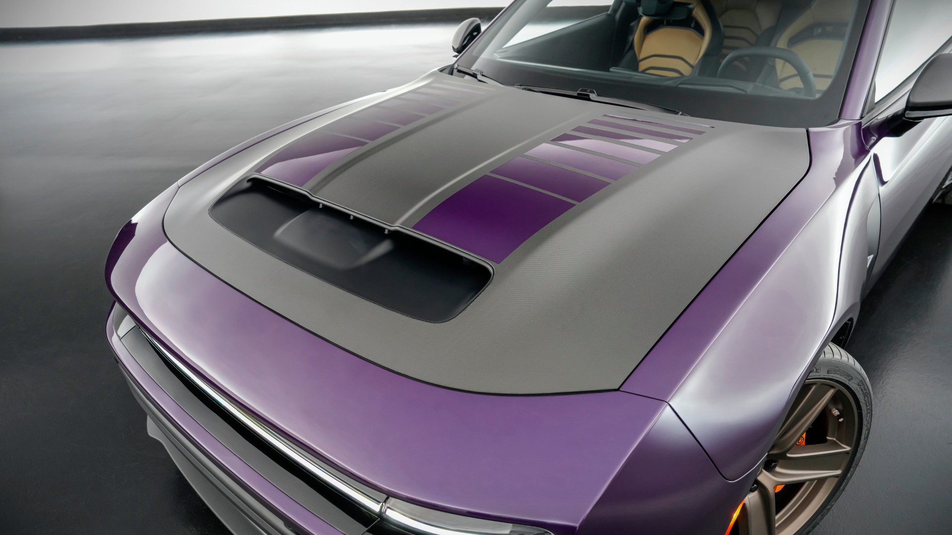 Деталь интерьера концепта Charger Sixpack