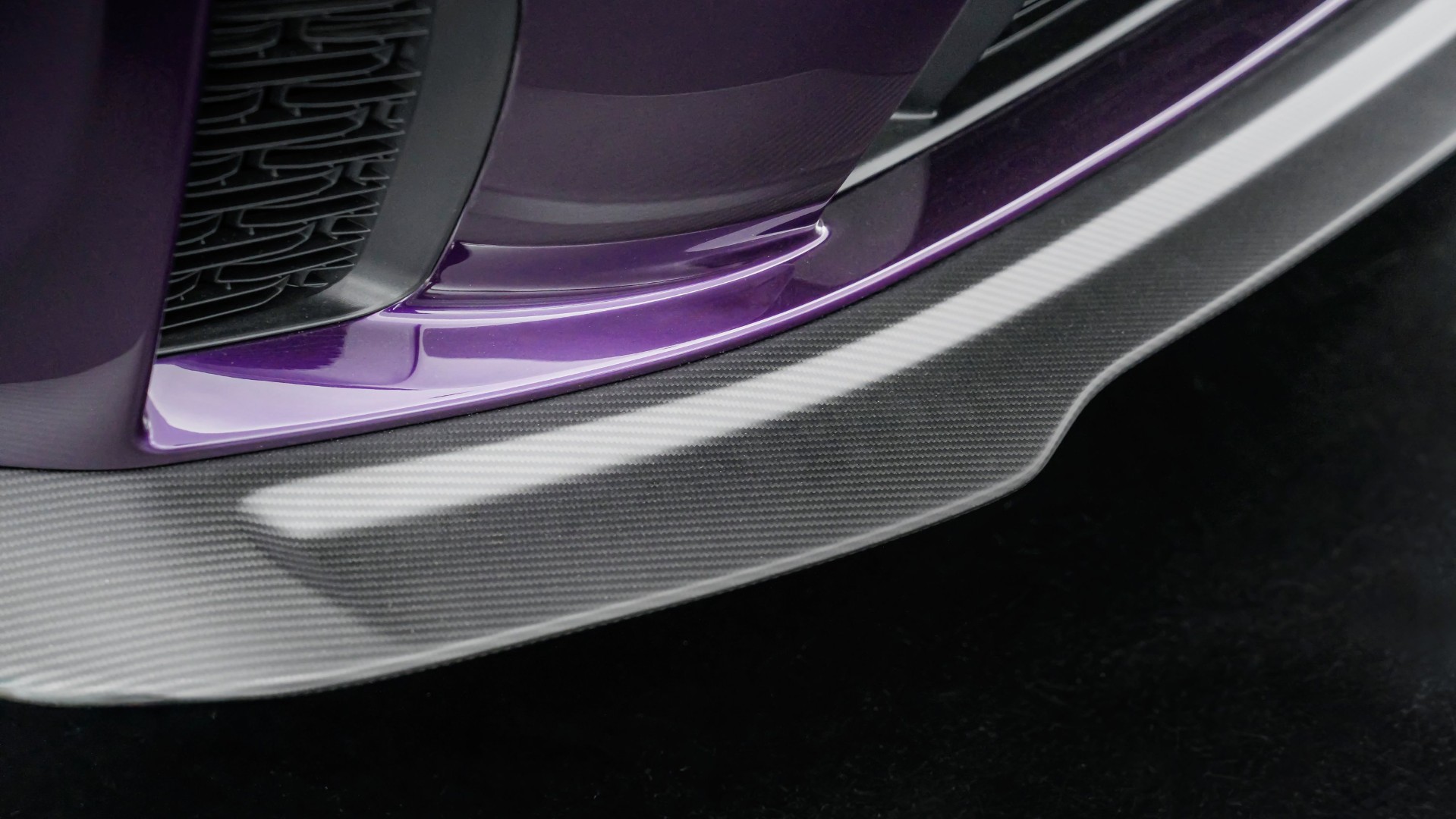 Вид спереди концепта Dodge Charger Sixpack