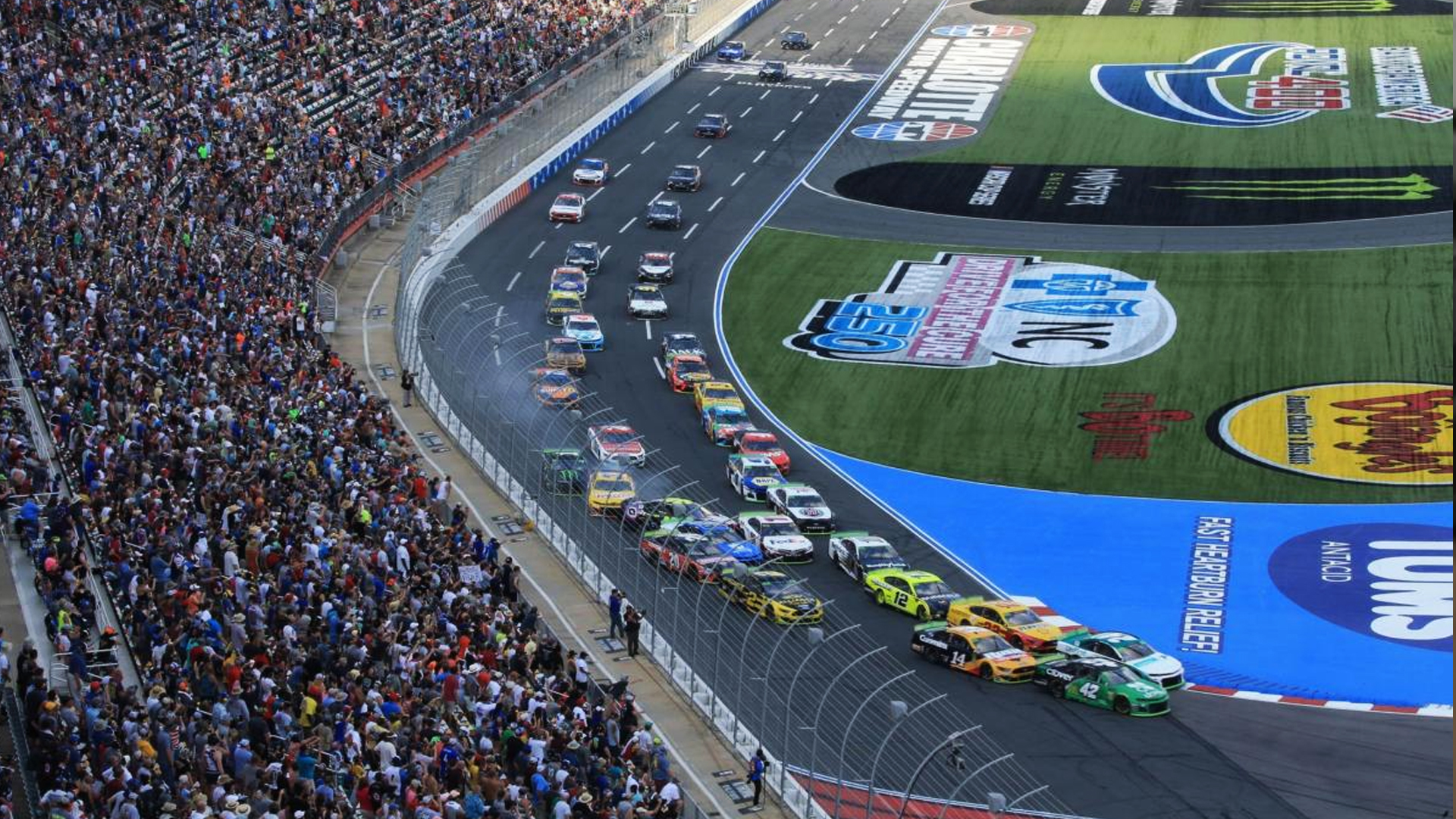 Гонки на Шарлотт Мотор Спидвей.