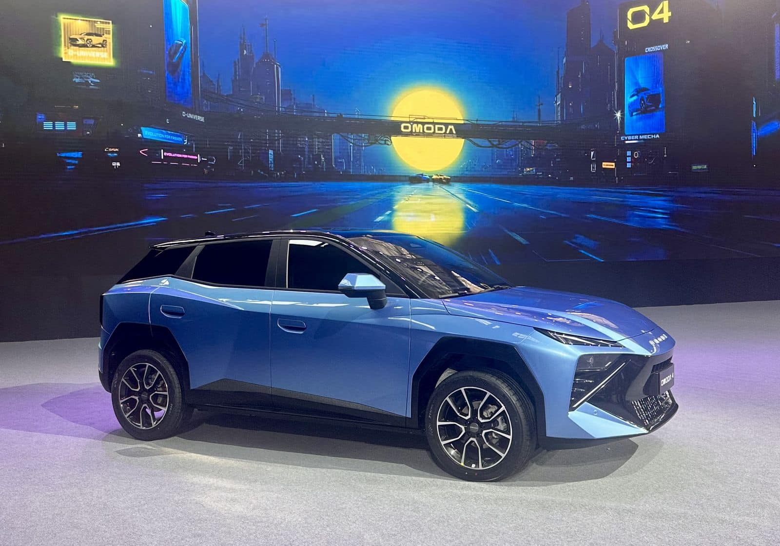 Omoda 4 crossover Chery