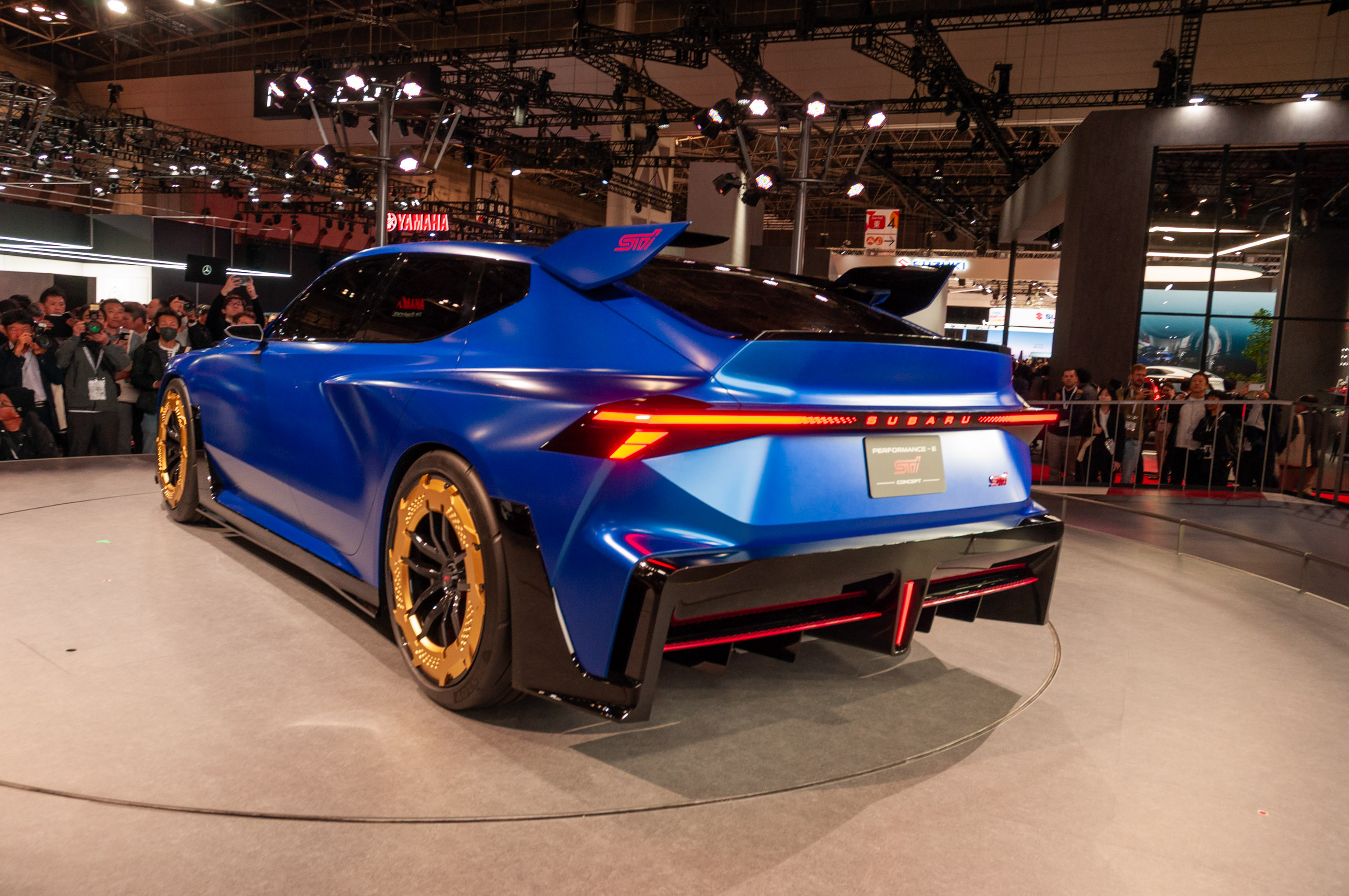 Subaru Performance-E STI Konzept