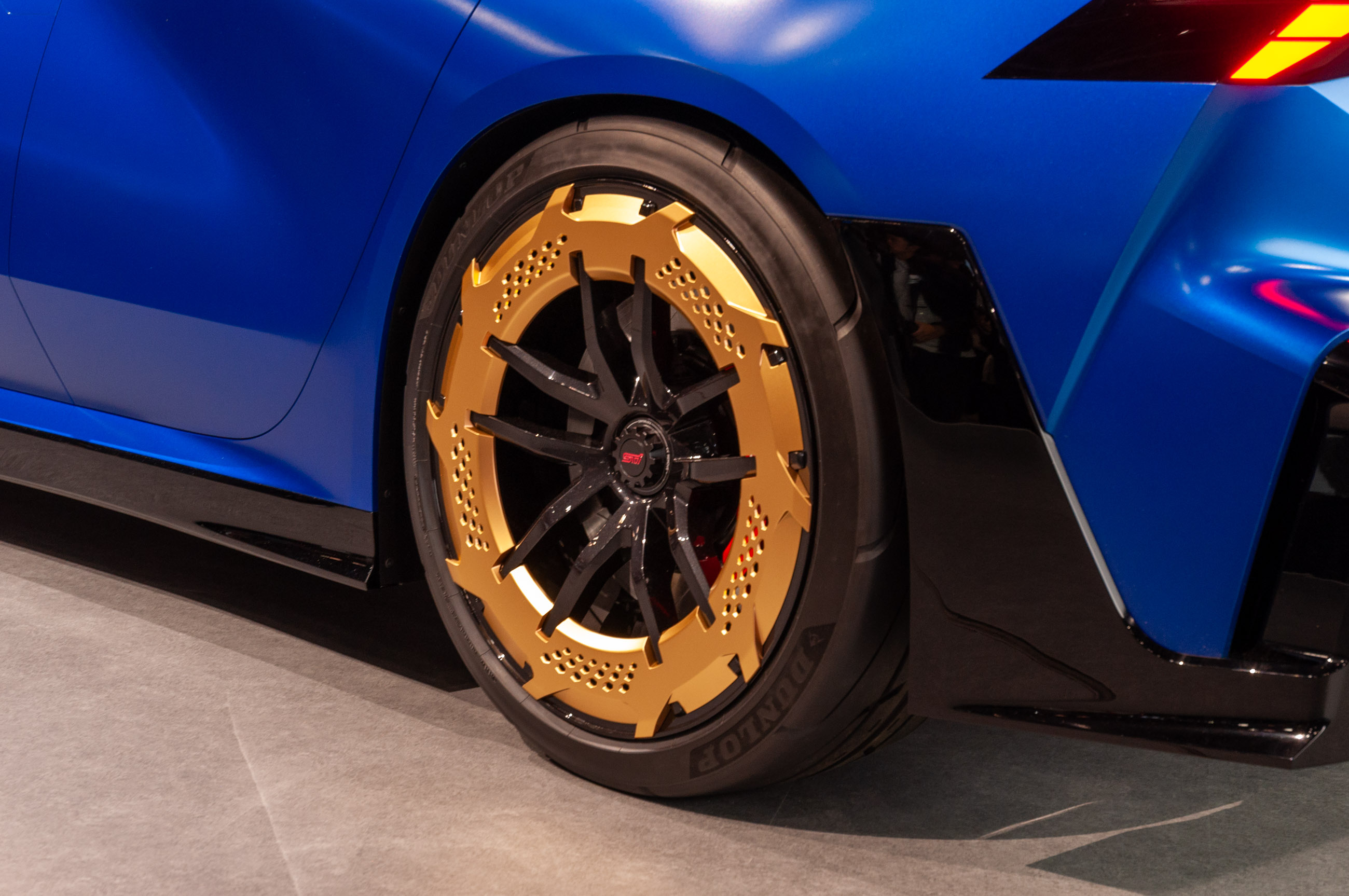 Subaru Performance-E STI Konzept