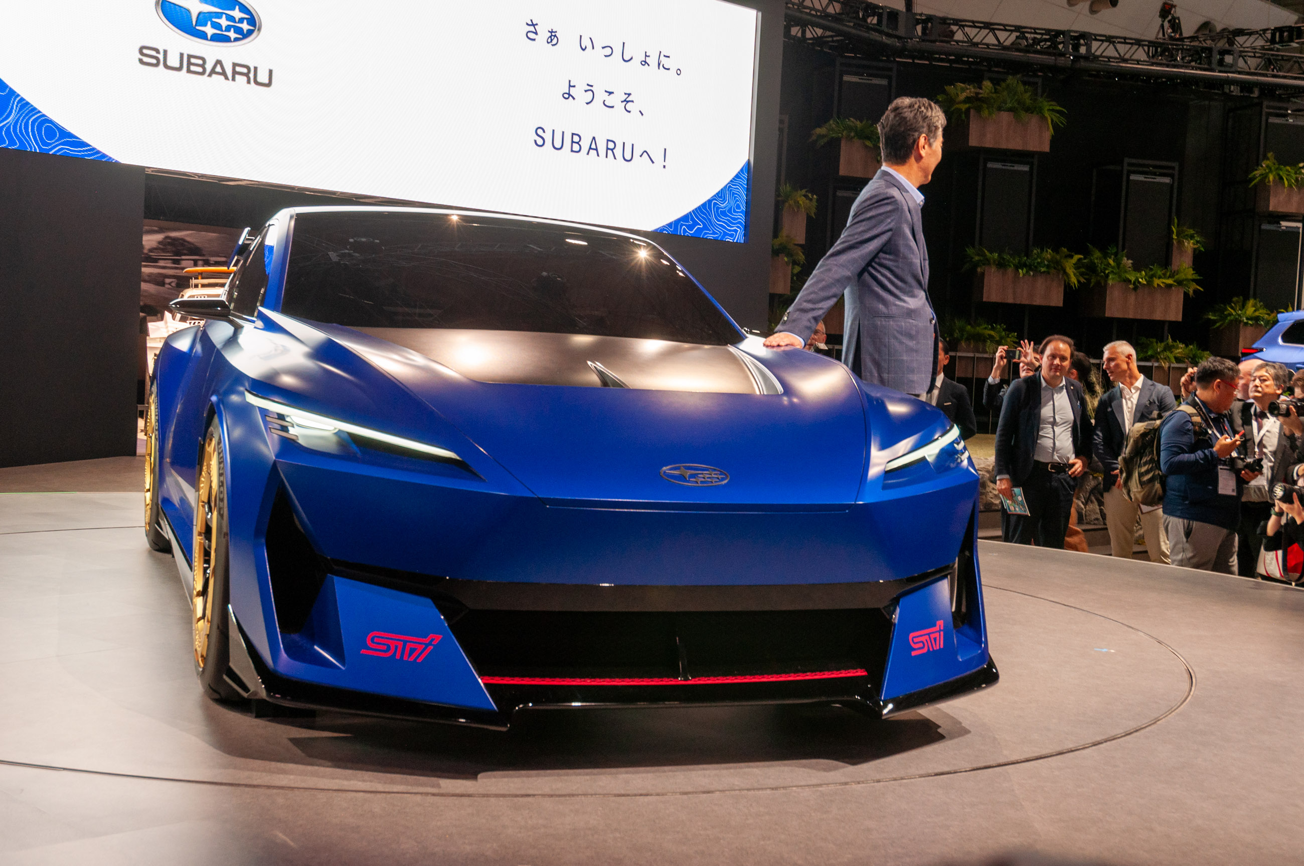 Subaru Performance-E STI Konzept