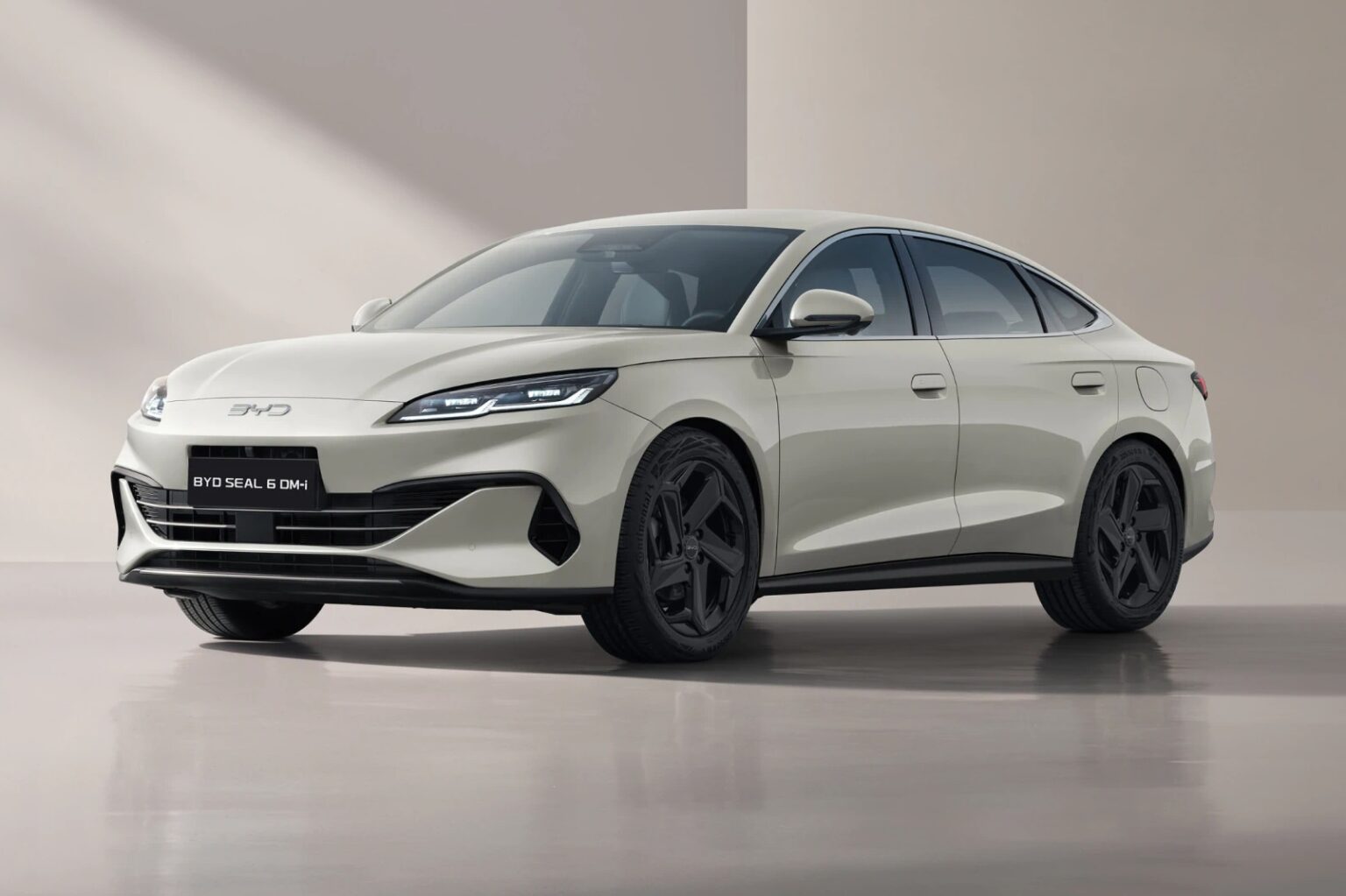 BYD Seal 6 DM-i