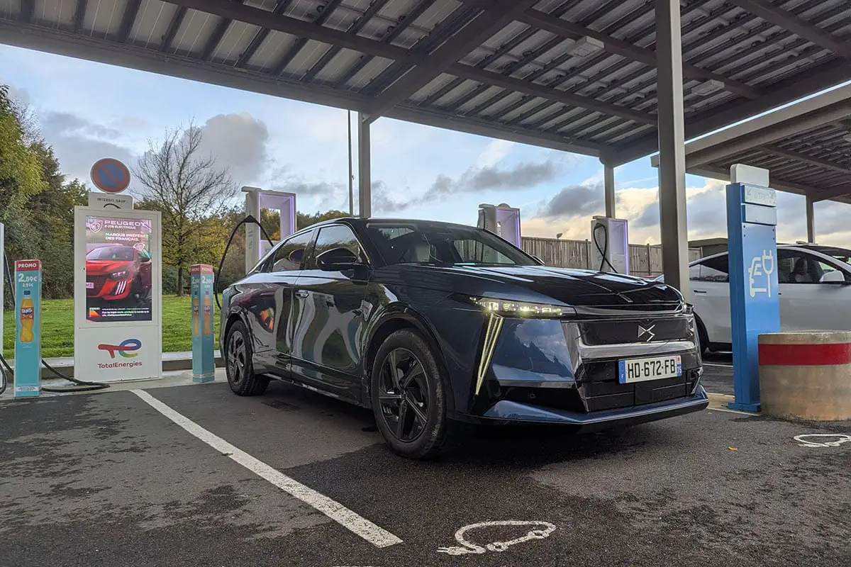 Vehículo eléctrico DS Numero 8 Long Range