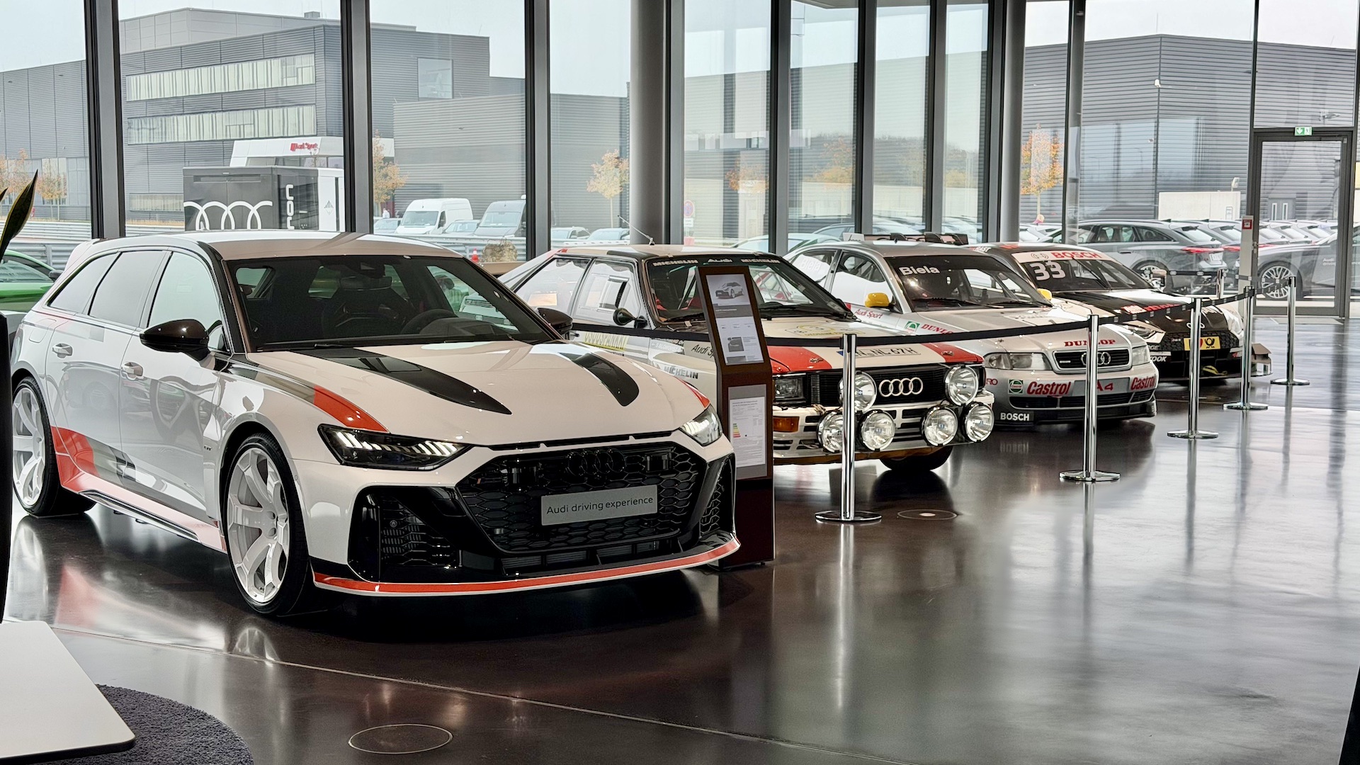 Intérieur des installations Audi Sport à Neuburg