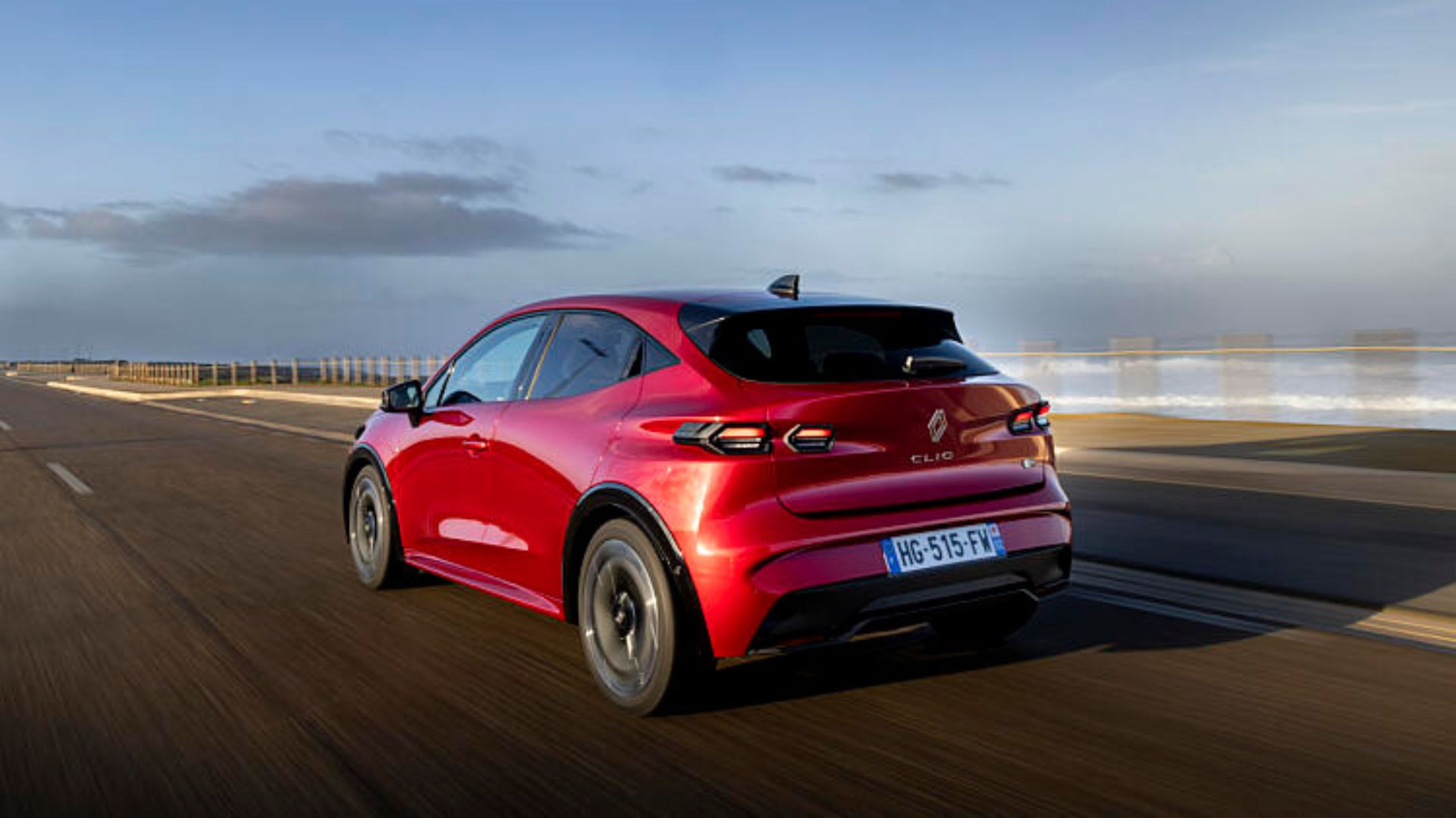 Renault Clio 6 hybride essence 2025