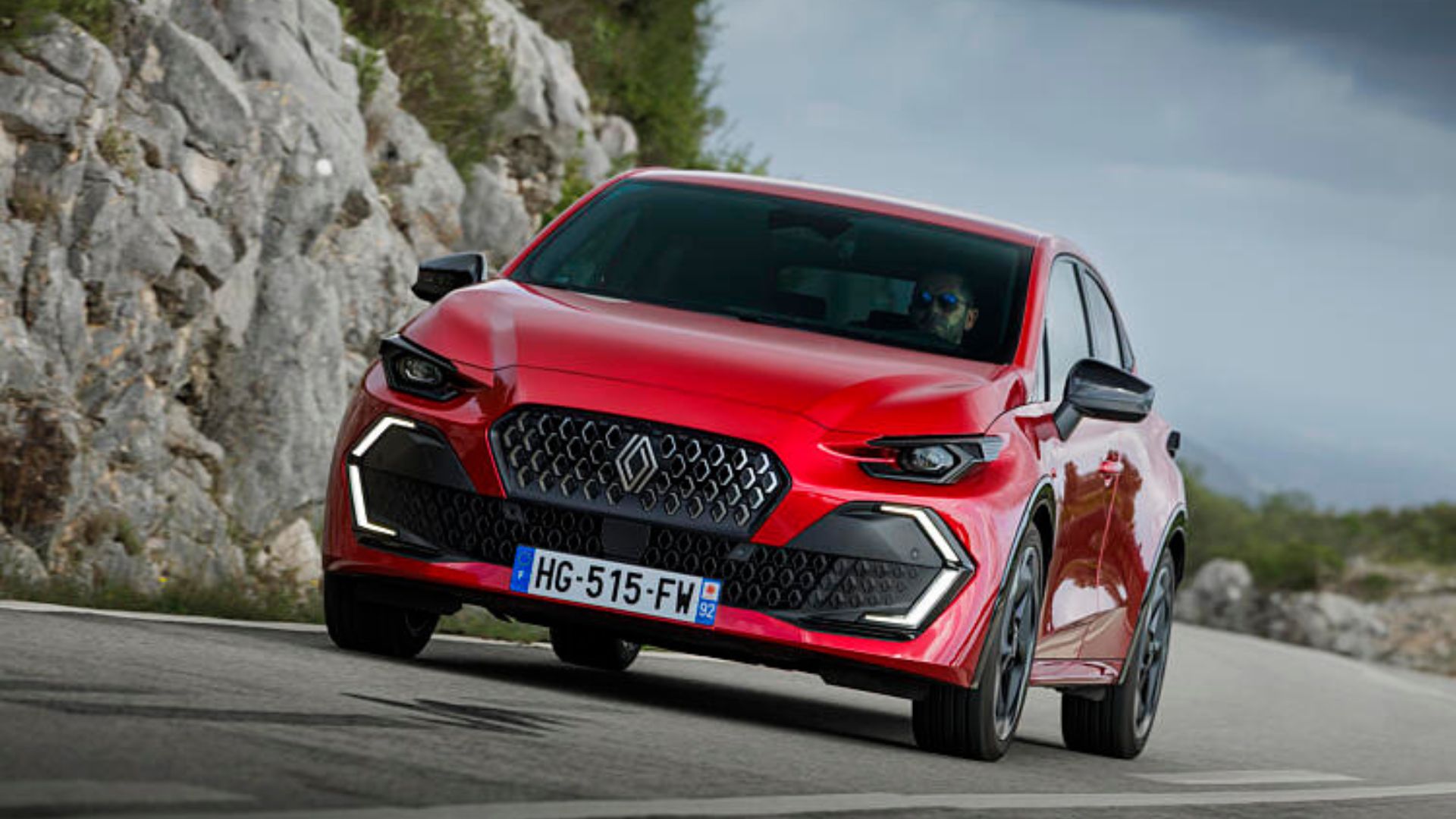 Renault Clio 6 hybride lors d un essai en 2025