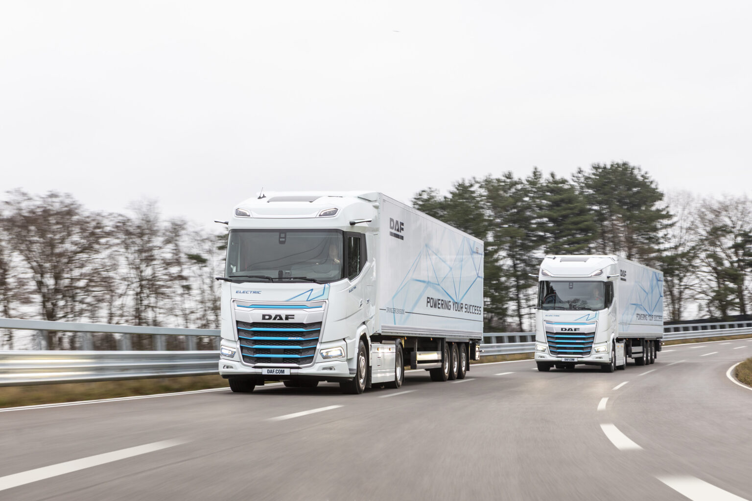 Camions électriques DAF XG et XG+ Electric présentés de face