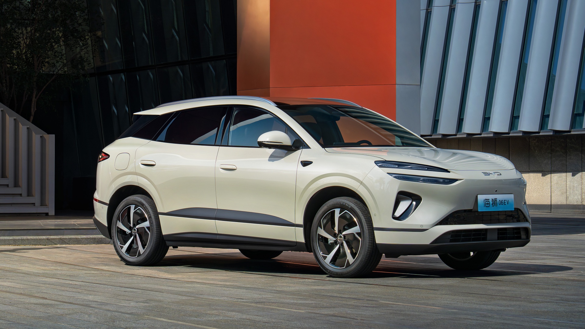 BYD Sealion 6
